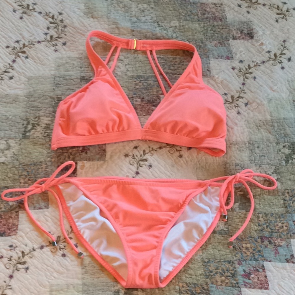 🌺Cheeky Bikini 🌺 by VENUS